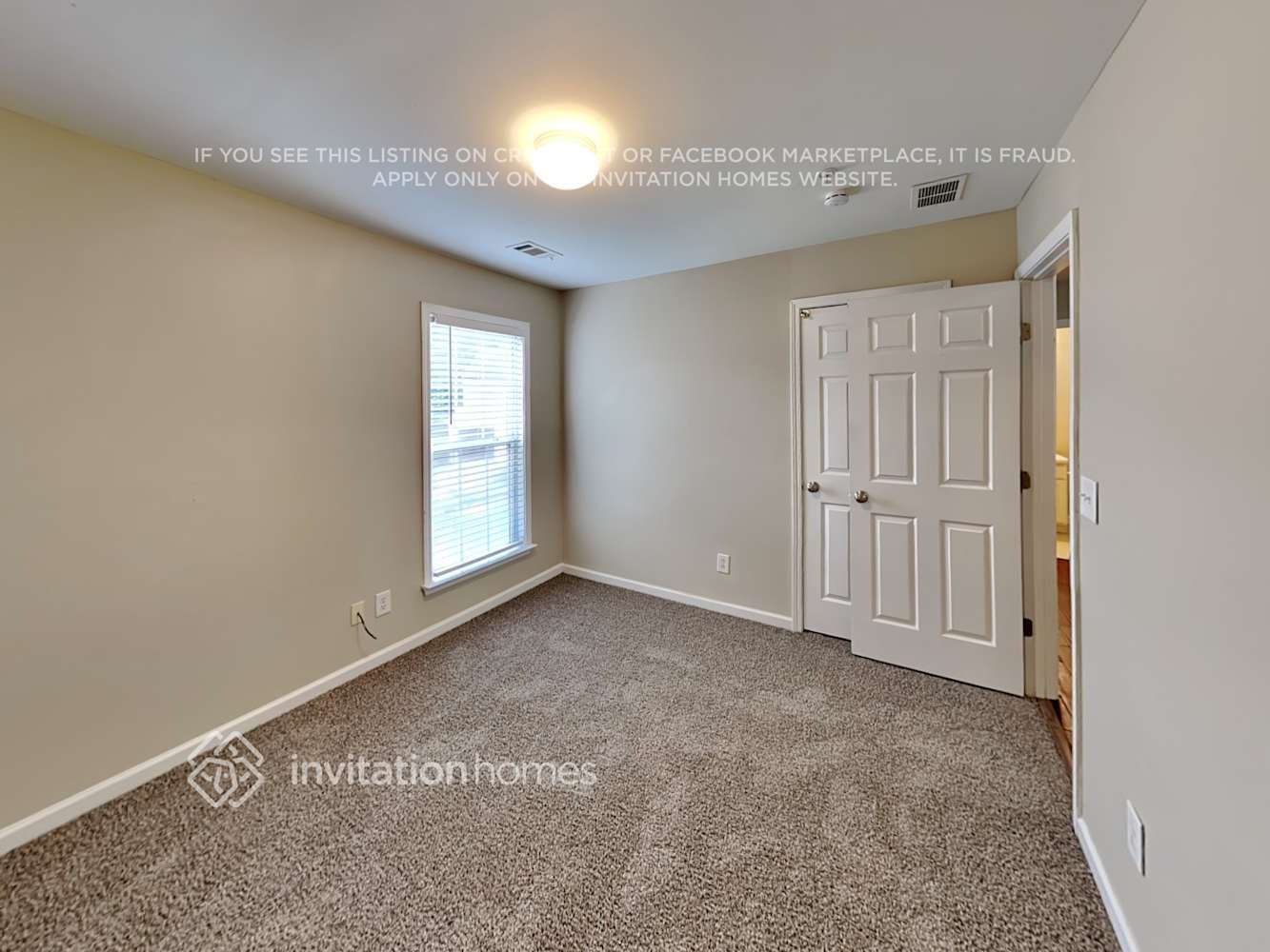 Building Photo - 320 Balaban Cir