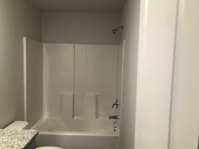Building Photo - 448 Oakwood Dr NW