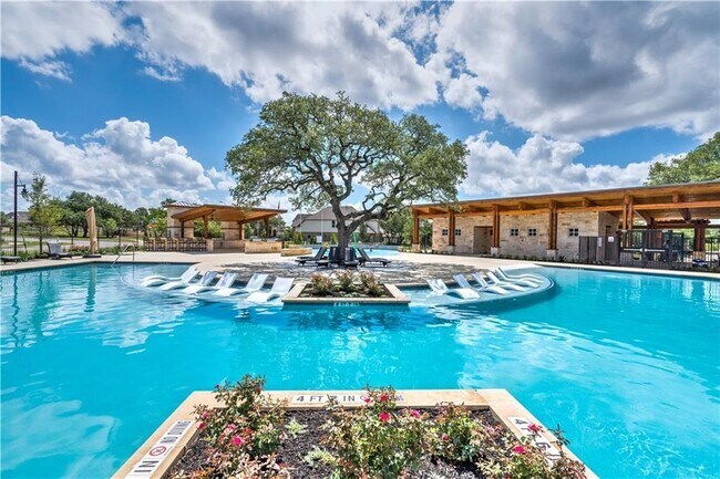 Building Photo - 420 Staunton Dr