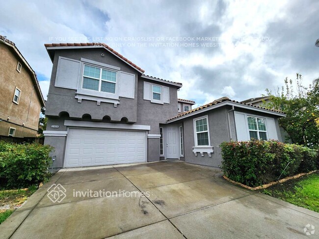 Building Photo - 5484 Summerfield Dr