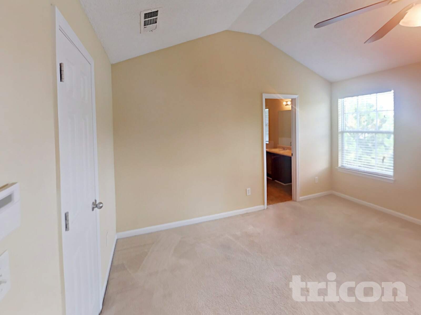 Building Photo - 5853 Sepulveda Ln