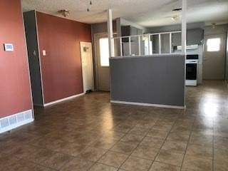 Building Photo - 2818 S 28th St