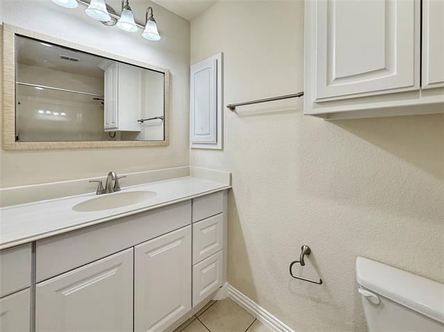 Building Photo - 906 Cougar Dr