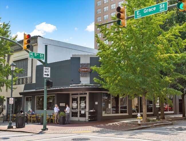 Interior Photo - Grace Street 306 E