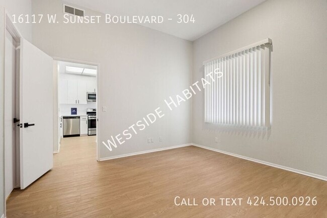 Building Photo - 16117 W Sunset Blvd