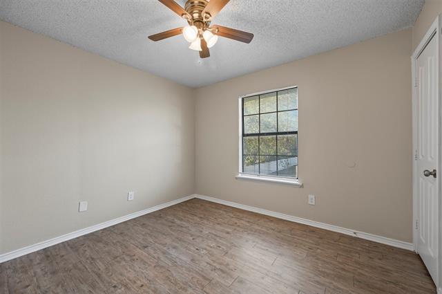 Building Photo - 4927 Miller Ave
