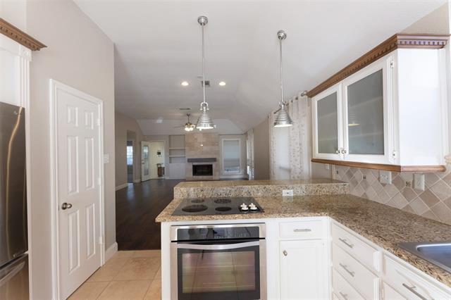 Building Photo - 2405 Sunflower Ln