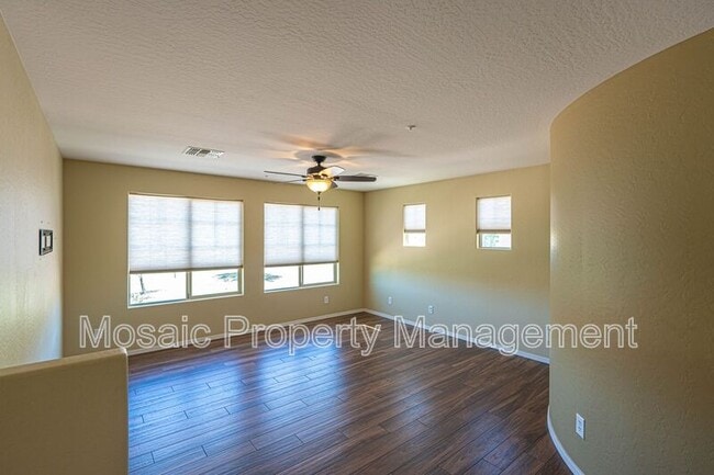 Building Photo - 6543 S San Jacinto St