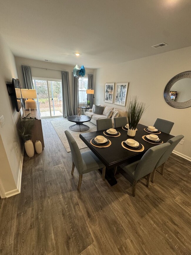 Building Photo - Gorgeous New 3-Bedroom, 3-Bath Townhome in...