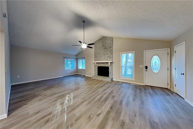 Building Photo - 4798 Southern Ct NW