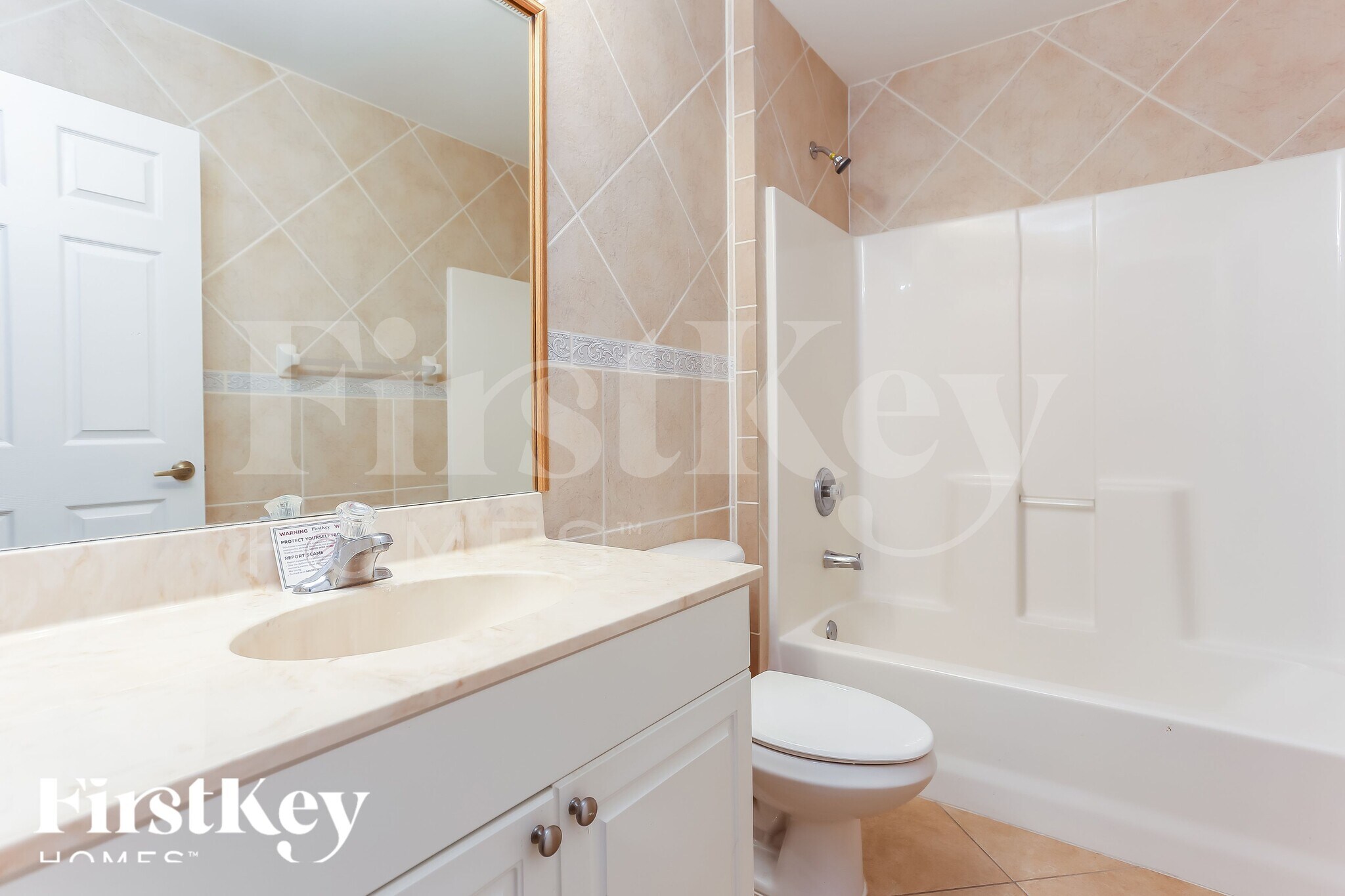 Building Photo - 4709 Nora Ave S