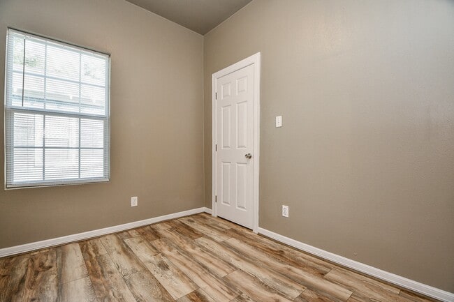 Building Photo - 1117 Fred St