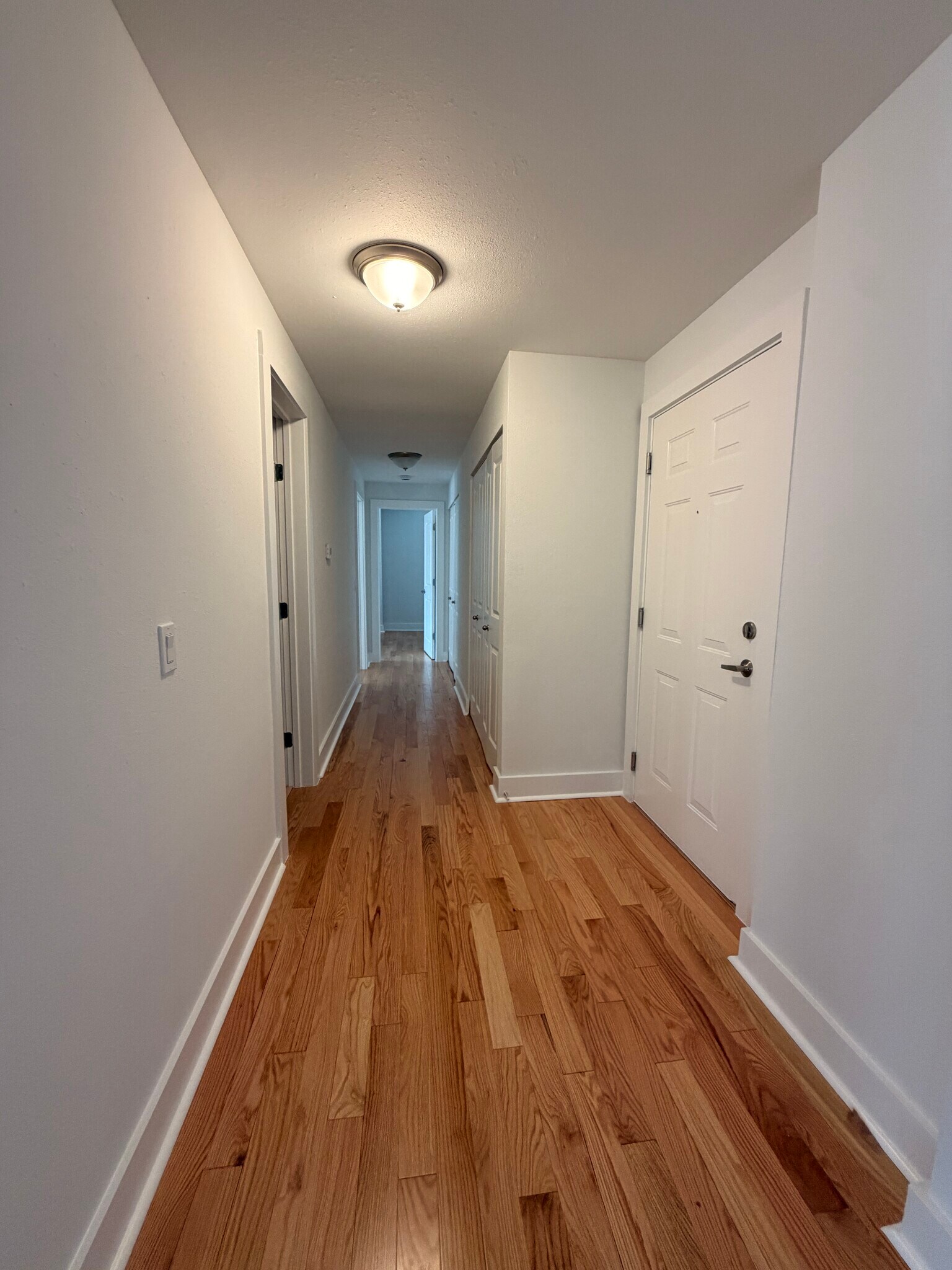 Building Photo - 5630 Pershing Ave