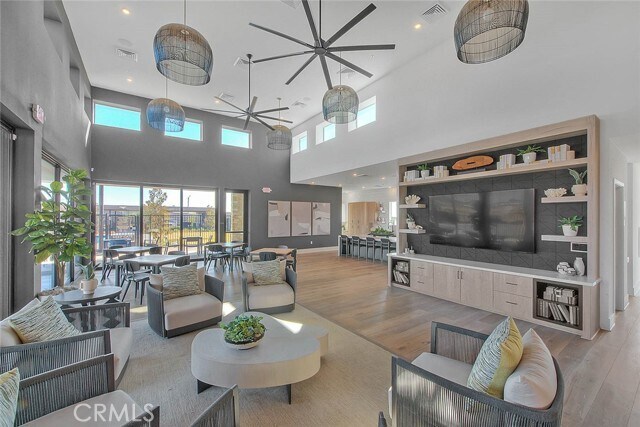 Building Photo - 15842 Butterfly Dr