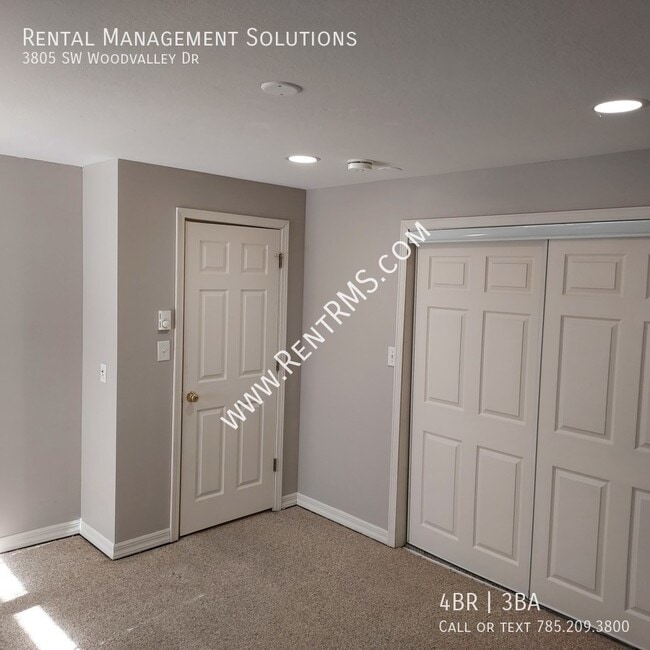 Building Photo - 3805 SW Wood Valley Dr