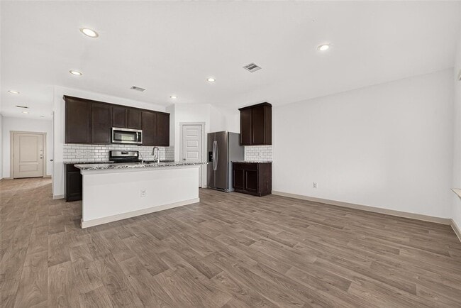 Building Photo - 8043 Black Forest Ln