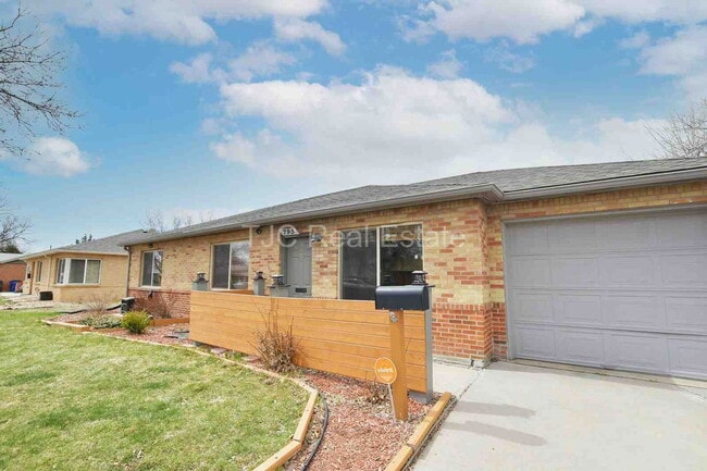 Building Photo - 795 Salem St