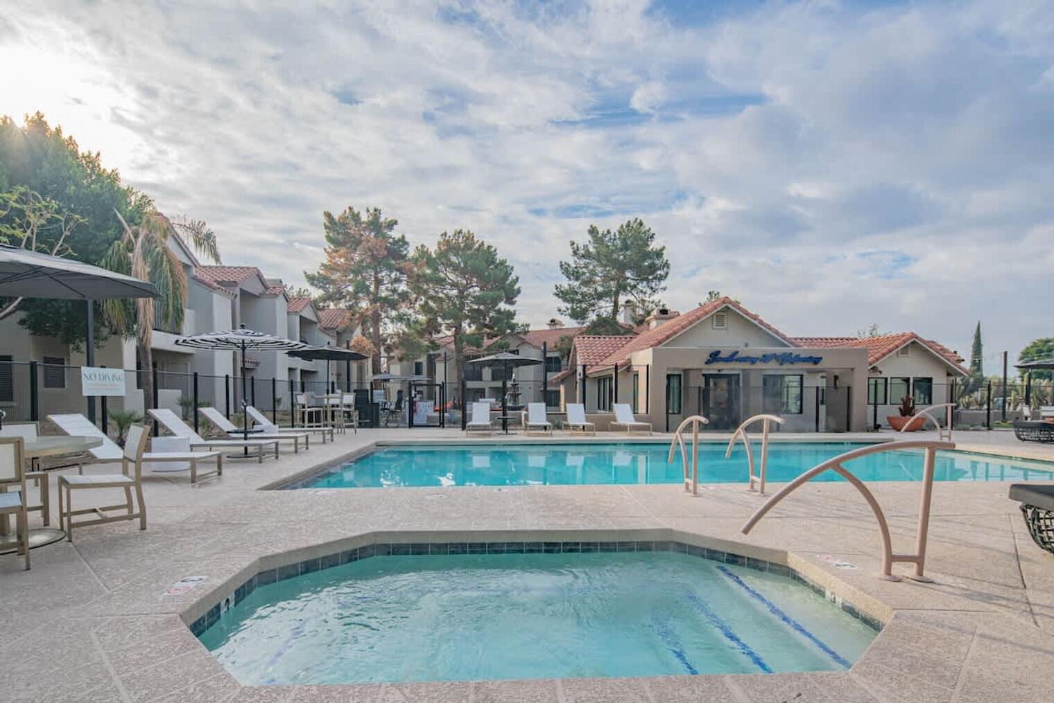 Building Photo - 7900 E Princess Dr