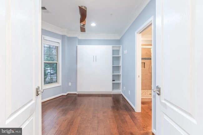 Building Photo - 704 Quayside Ct