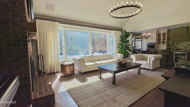 Building Photo - 9 Oakbrook Blvd