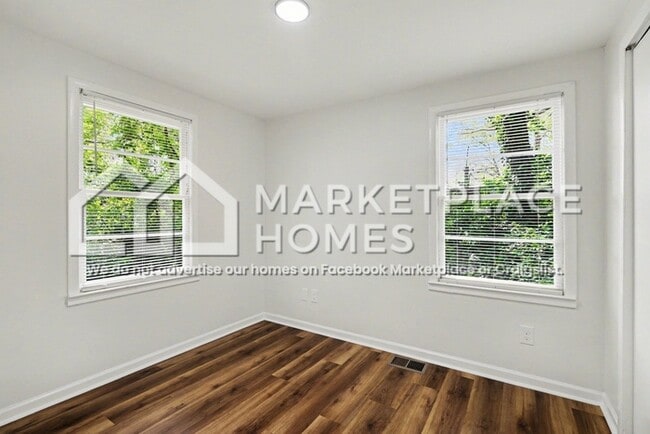 Building Photo - 5944 Gum Dr SE