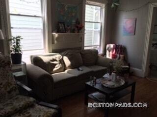 Building Photo - 3 Kinnaird St