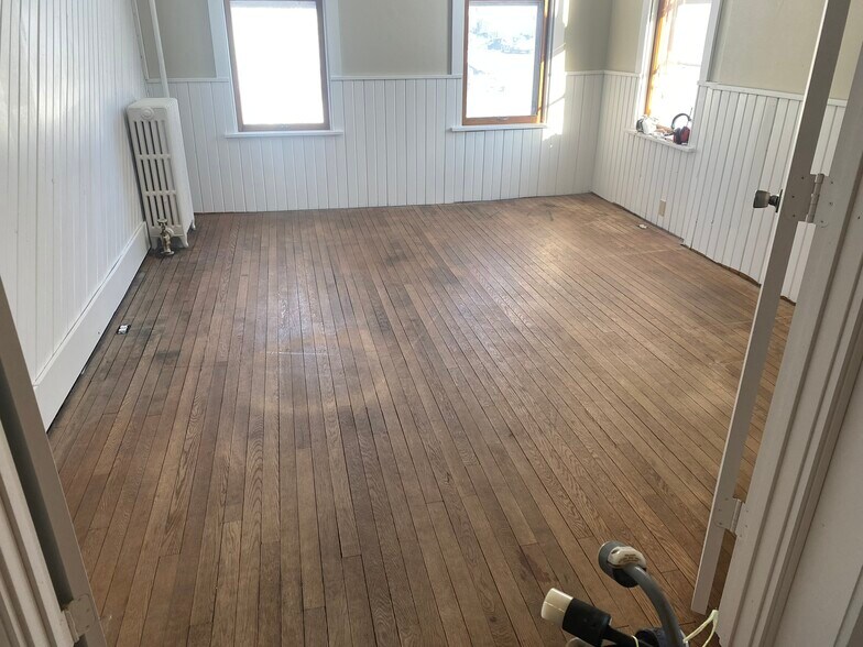 Building Photo - 204 Carroll St