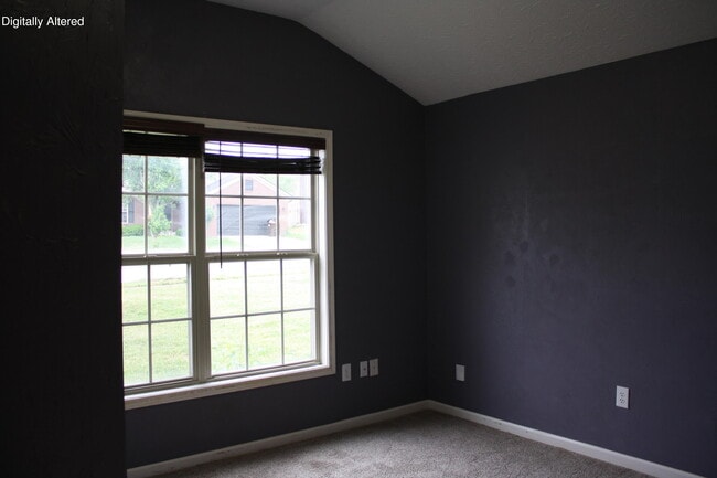 Building Photo - 913 Fieldstone Way