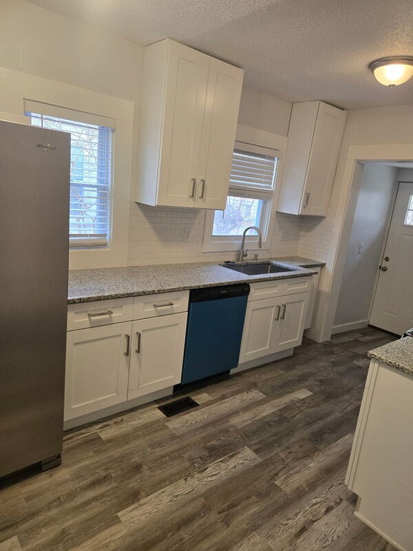 Building Photo - 2106 E 59th St