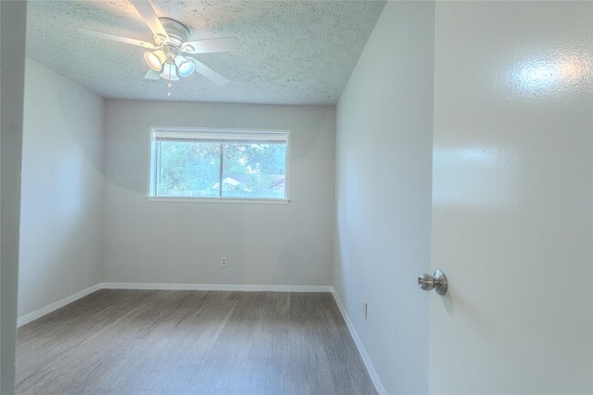 Building Photo - 6658 Canyon Way Dr