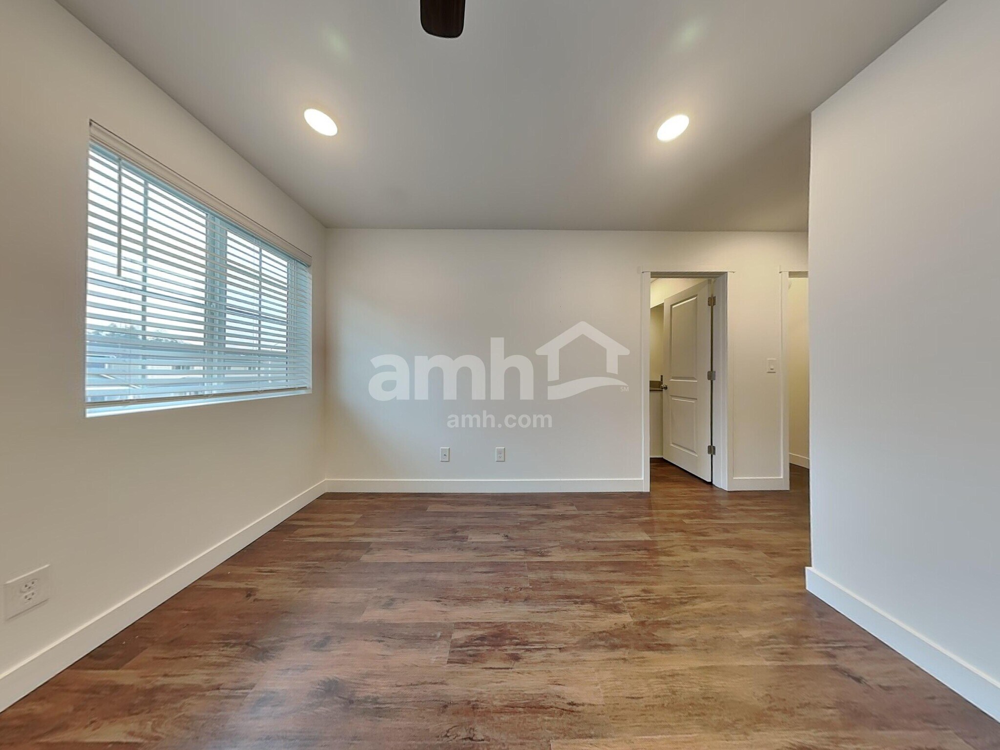 Building Photo - 7920 Selah St SW