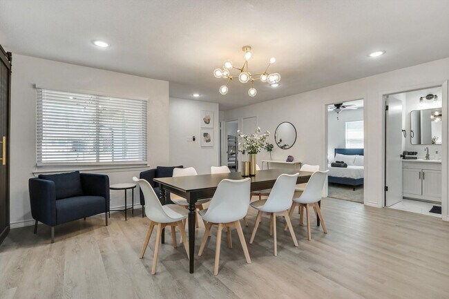 Building Photo - 7920 Limerick Ln