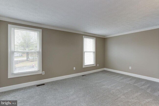 Building Photo - 7118 Eden Brook Dr