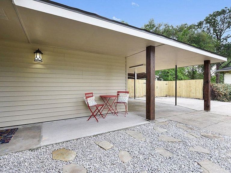 Building Photo - 162 Grand Ave