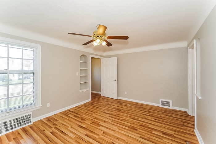 Building Photo - 19430 Monterey Ave