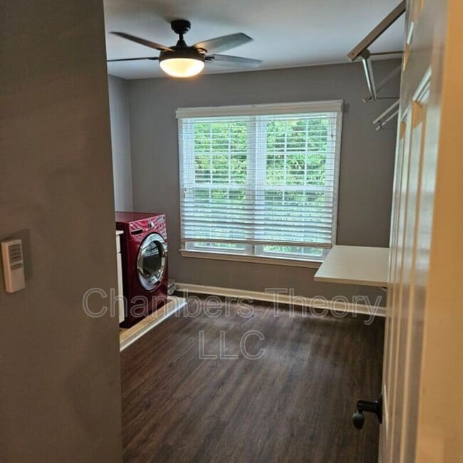Building Photo - 8315 Argent Cir