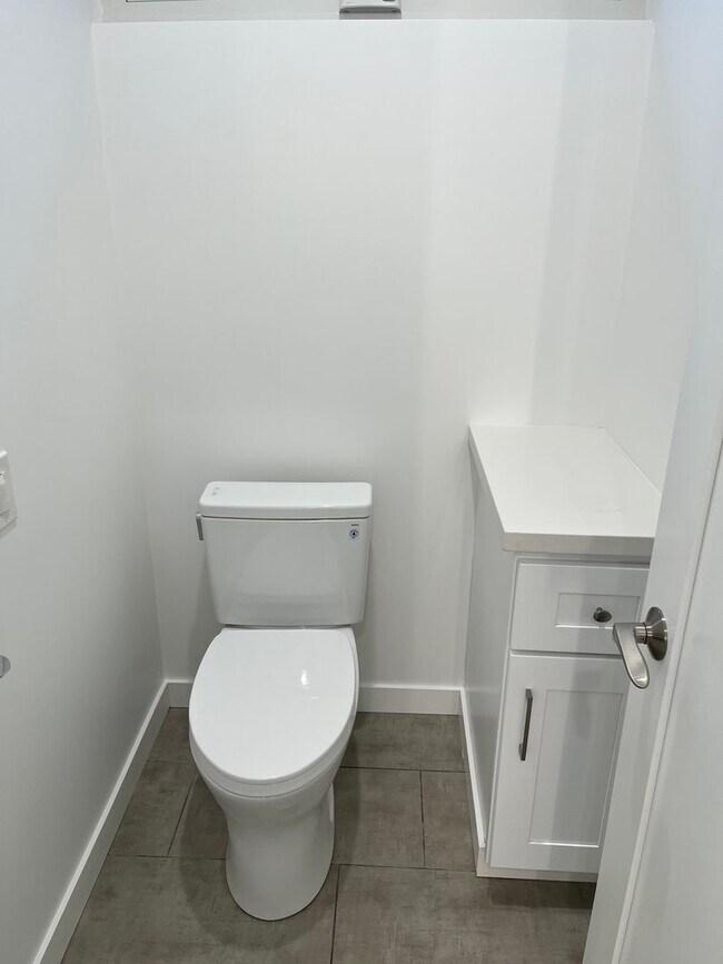 Building Photo - Newly Remodeled - 4/2 Concord Rancher - Lo...