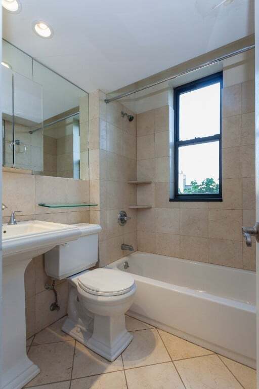 Building Photo - 171 E 102nd St