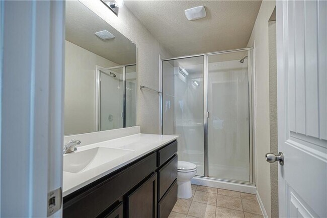 Building Photo - 5821 Roderick Dr