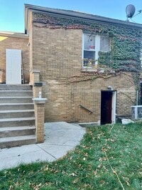 Building Photo - 1741 N Long Ave