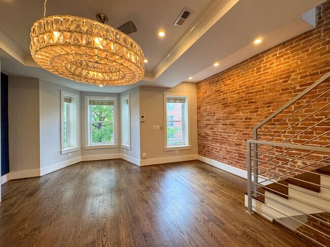 Building Photo - 2825 11th St NW