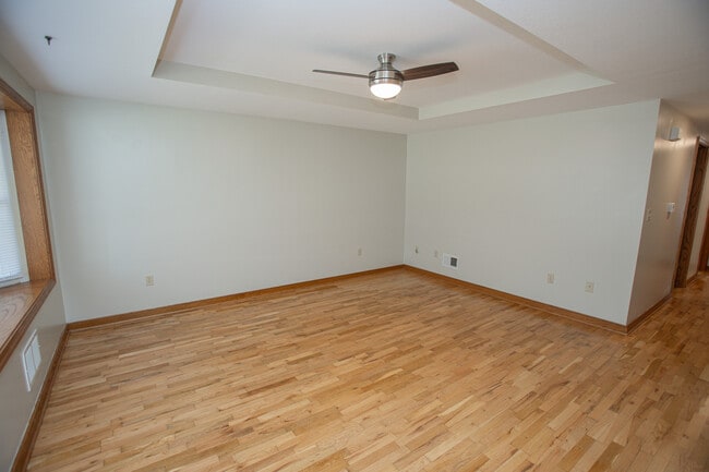 Building Photo - 409 Donna Bella Pl