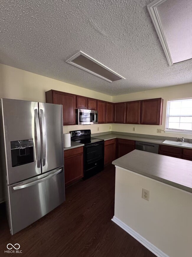 Building Photo - 14457 Orange Blossom Trail