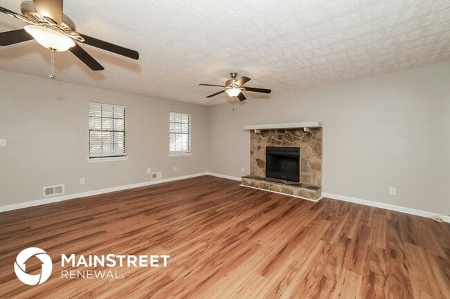 Building Photo - 4852 W Ridge Dr