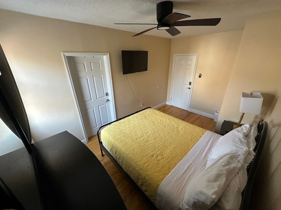 Master Bedroom.C - 30 Georgia Ave