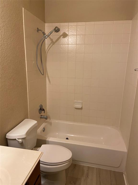 Building Photo - 8922 Rollick Dr
