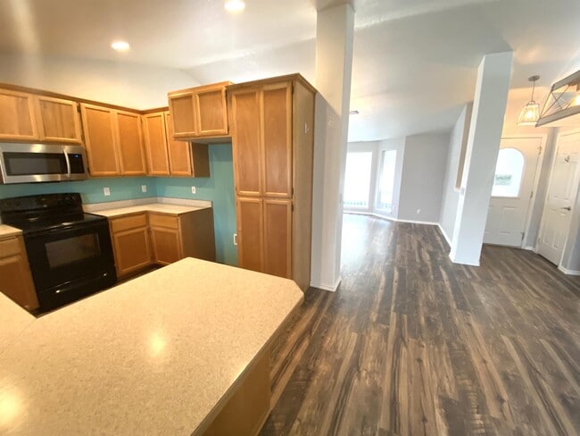 Building Photo - 1414 Pheasant Way