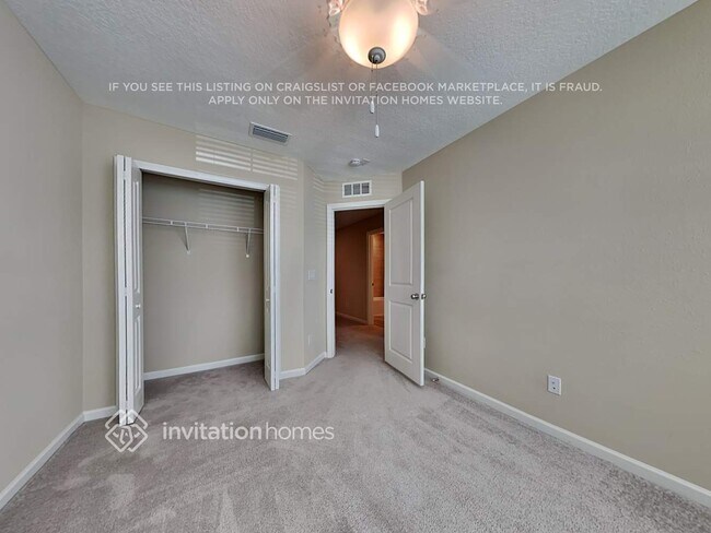 Building Photo - 13309 Shore Grass Dr