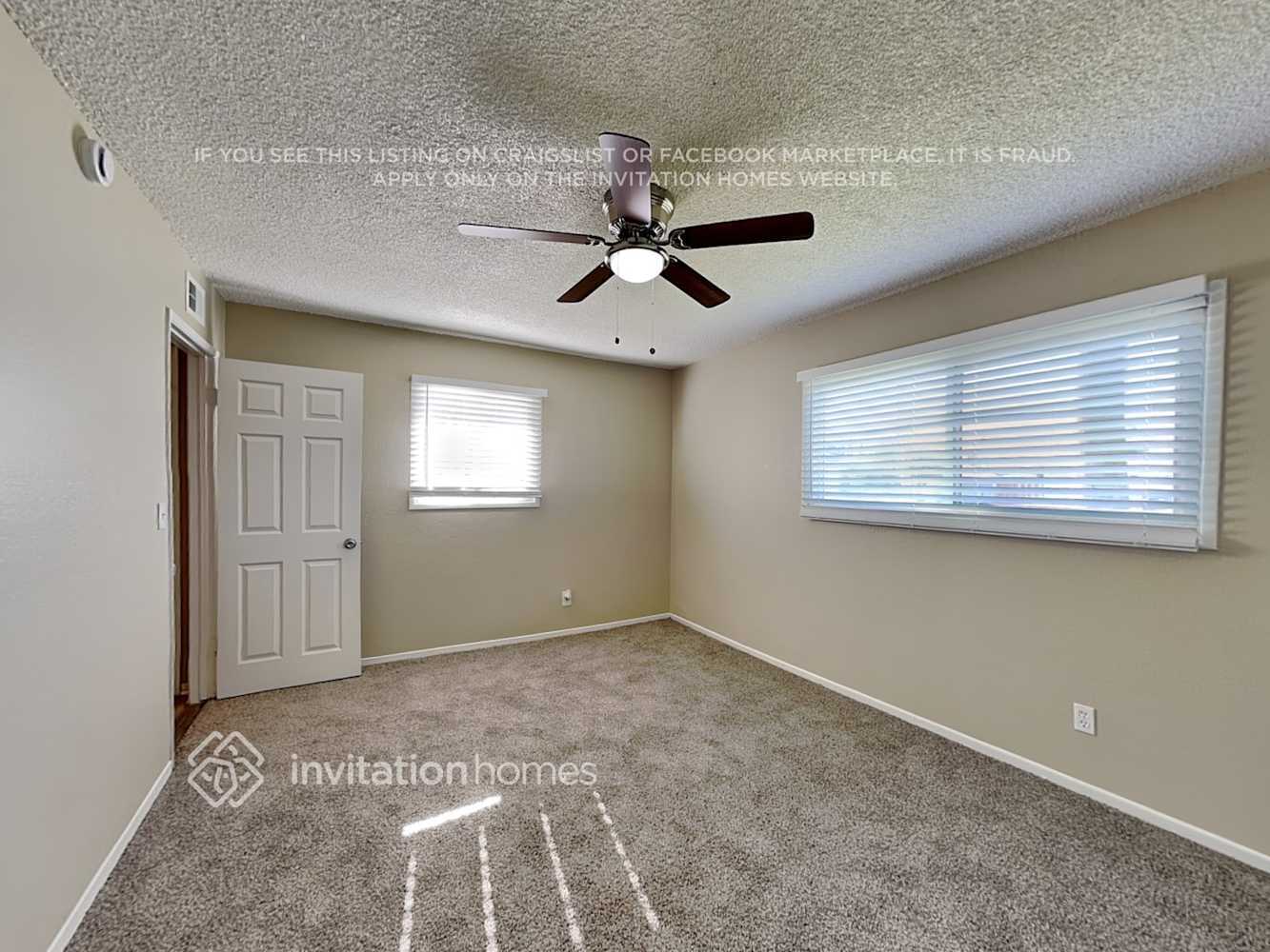 Building Photo - 10326 Pendleton St