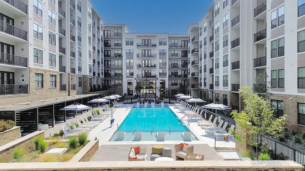 Building Photo - 2000 Aureum Dr